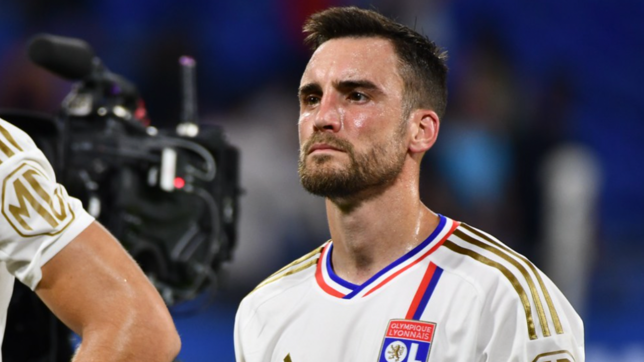 Avant d'affronter Lens, Nicolas Tagliafico (OL) "garde un très bon souvenir de Pierre Sage"