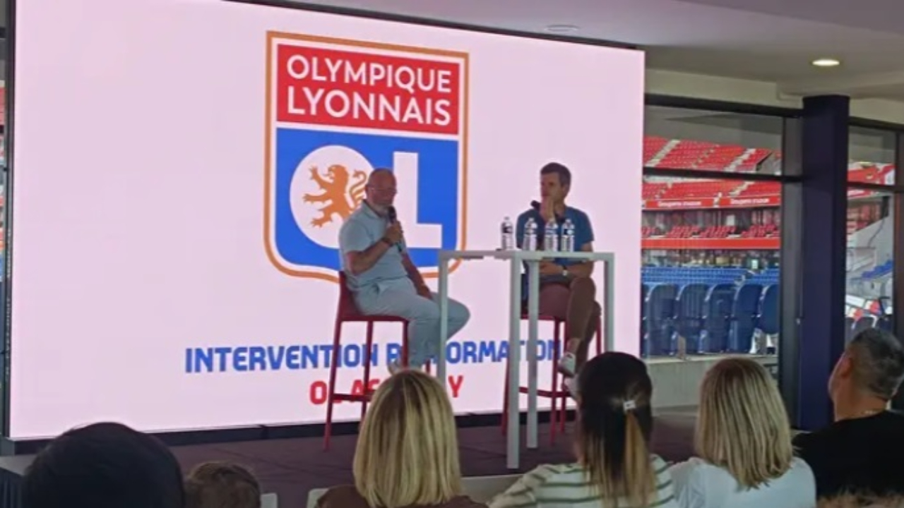 Rôle des éducateurs, importance des études : le père d’Antoine Griezmann de passage au centre de formation de l’OL