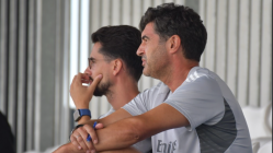"Le groupe est plus &eacute;quilibr&eacute; que la saison derni&egrave;re" : Paulo Fonseca valide le mercato de l&rsquo;OL