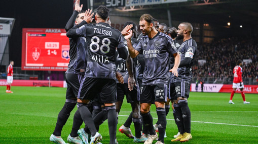 Brest-OL : le résumé vidéo de la victoire des Lyonnais (2-4)