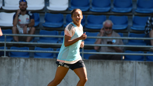 Après Marie-Antoinette Katototo, Selma Bacha (OL Lyonnes) forfait avec l'équipe de France Après Marie-Antoinette Katototo, Selma Bacha (OL Lyonnes) forfait avec l'équipe de France