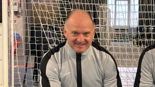 Joël Fréchet (ex-OL) devient sélectionneur de Tahiti Joël Fréchet (ex-OL) devient sélectionneur de Tahiti