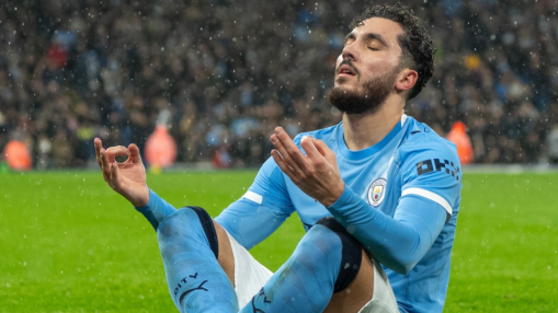 "Je reviens apr&egrave;s deux Ballons d&rsquo;Or, en 2036" : Rayan Cherki parle d&eacute;j&agrave; d&rsquo;un retour &agrave; l&rsquo;OL