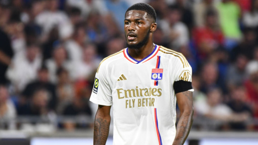 Sur le d&eacute;part &agrave; l&rsquo;OL, ce titulaire pourrait rejoindre Pierre Sage &agrave; Crystal Palace !