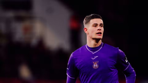L’OL continue son mercato et cible le meilleur buteur de Suède L’OL continue son mercato et cible le meilleur buteur de Suède