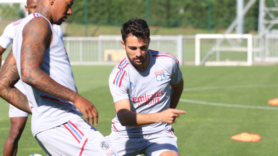 Coupe du Monde au Qatar : l’ancien lyonnais Léo Dubois espère être convoqué par Didier Deschamps