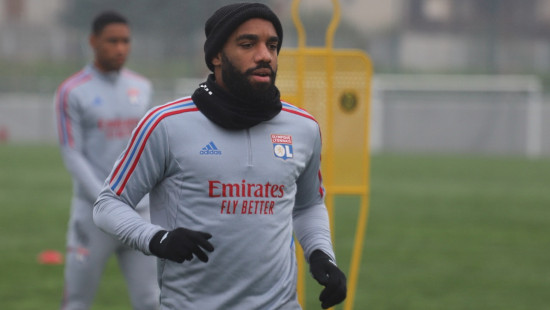 Alexandre Lacazette (OL) passe le cap des 500 matchs dans sa carrière en club Alexandre Lacazette (OL) passe le cap des 500 matchs dans sa carrière en club