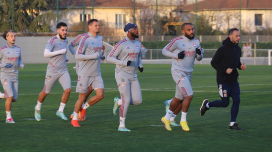 OL : mais que se passe-t-il en attaque ? OL : mais que se passe-t-il en attaque ?