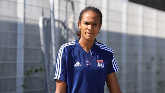 Wendie Renard claque la porte des Bleues ! Wendie Renard claque la porte des Bleues !