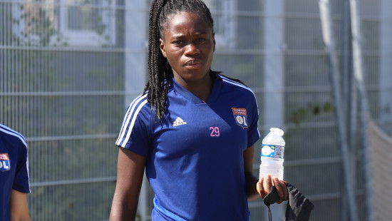 Clash avec Corinne Diacre : Griedge Mbock se range derrière Wendie Renard Clash avec Corinne Diacre : Griedge Mbock se range derrière Wendie Renard