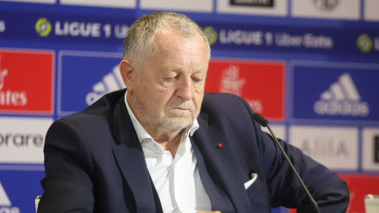 Jean-Michel Aulas à propos de Noël Le Graët : "Je pense qu'il aurait intérêt à prendre du recul" Jean-Michel Aulas à propos de Noël Le Graët : "Je pense qu'il aurait intérêt à prendre du recul"