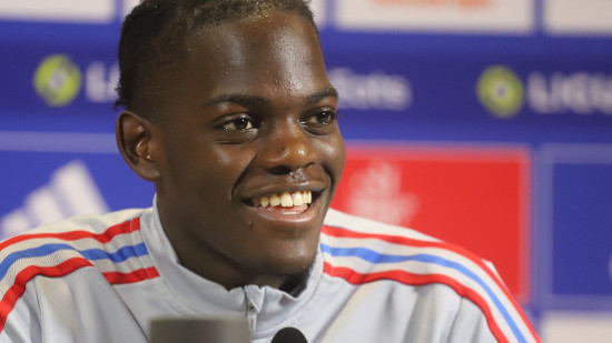 OL : une prolongation proposée à Castello Lukeba pour mieux le vendre ? OL : une prolongation proposée à Castello Lukeba pour mieux le vendre ?