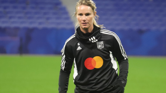 L'OL féminin officialise le départ d'Amandine Henry L'OL féminin officialise le départ d'Amandine Henry