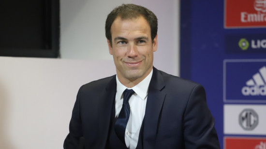 OL : annoncé sur le départ, Bruno Cheyrou devrait finalement changer de poste