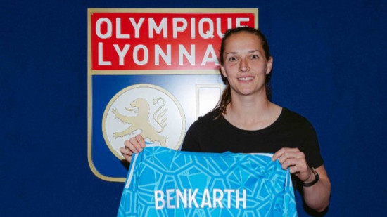 La gardienne allemande Laura Benkarth s'engage avec l'OL féminin La gardienne allemande Laura Benkarth s'engage avec l'OL féminin