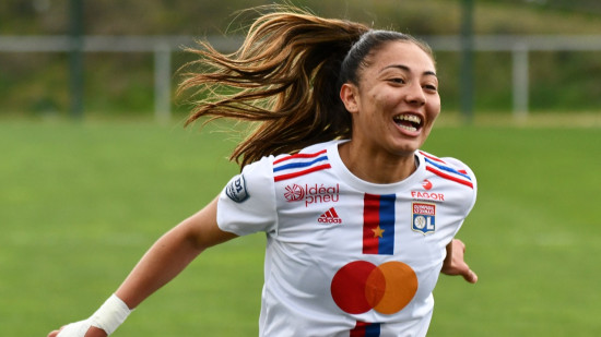 Selma Bacha (OL féminin) : "Cette Coupe du Monde, je la sens bien" Selma Bacha (OL féminin) : "Cette Coupe du Monde, je la sens bien"