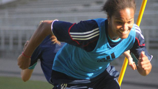 Mondial féminin : Wendie Renard (OL) de retour à l'entrainement collectif Mondial féminin : Wendie Renard (OL) de retour à l'entrainement collectif
