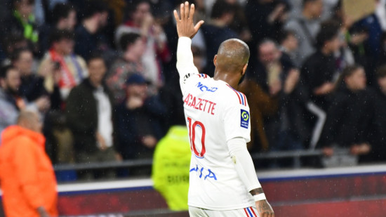 Les notes d'OL-Montpellier : Alexandre Lacazette, capitaine lâcheur d'un bateau qui sombre Les notes d'OL-Montpellier : Alexandre Lacazette, capitaine lâcheur d'un bateau qui sombre