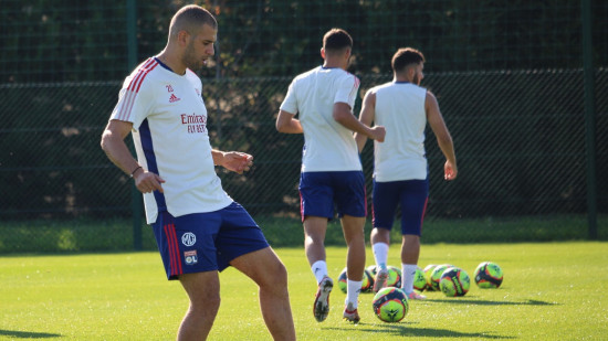 Islam Slimani (ex-OL) rebondit au Brésil Islam Slimani (ex-OL) rebondit au Brésil