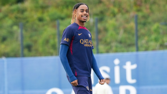 "Vous êtes des merdes" : une banderole contre Lukeba et Barcola avant OL-PSG