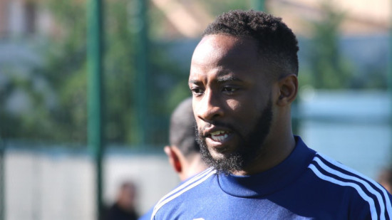 "Les dirigeants de l’OL sont tous incompétents et arrogants" : Moussa Dembélé dézingue son ancien club "Les dirigeants de l’OL sont tous incompétents et arrogants" : Moussa Dembélé dézingue son ancien club