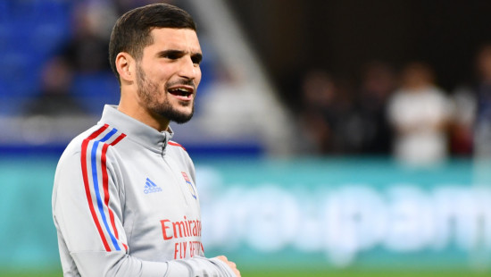 Houssem Aouar (ex-OL) auteur d’un doublé en deux minutes avec l’Algérie Houssem Aouar (ex-OL) auteur d’un doublé en deux minutes avec l’Algérie