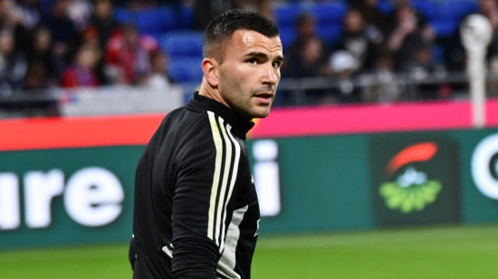 Anthony Lopes (OL) a joué blessé face à Clermont Anthony Lopes (OL) a joué blessé face à Clermont