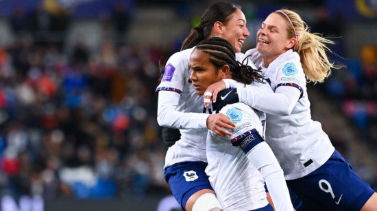 Norvège-France : Wendie Renard (OL féminin) fait le job Norvège-France : Wendie Renard (OL féminin) fait le job