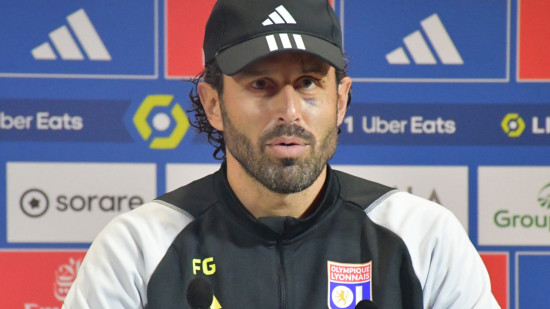 OL : Fabio Grosso mis à pied, Pierre Sage pour assurer l’intérim (officiel)