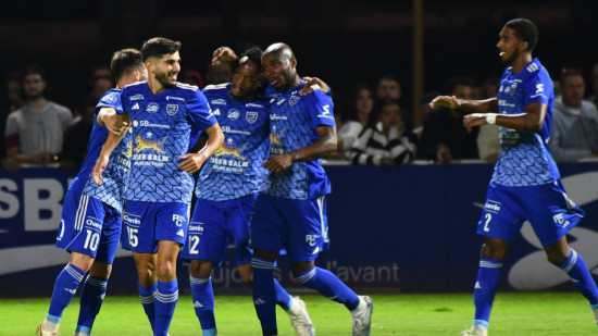 Avranches-FCVB : un duel de relancés Avranches-FCVB : un duel de relancés