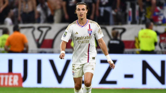 Maxence Caqueret avant OL-Nantes : "L’effectif montre un vrai caractère" Maxence Caqueret avant OL-Nantes : "L’effectif montre un vrai caractère"