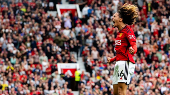 Hannibal Mejbri prolongé par Manchester United, l'OL refroidi Hannibal Mejbri prolongé par Manchester United, l'OL refroidi