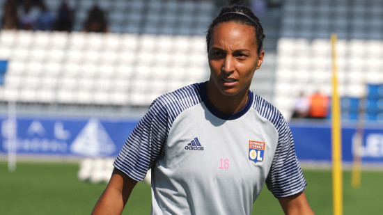 Sarah Bouhaddi (ex-OL féminin) signe à Arsenal