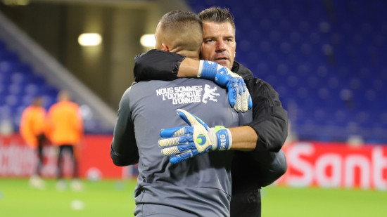 Grégory Coupet sur Anthony Lopes (OL) : "Il faudra peut-être partir l'été prochain" Grégory Coupet sur Anthony Lopes (OL) : "Il faudra peut-être partir l'été prochain"
