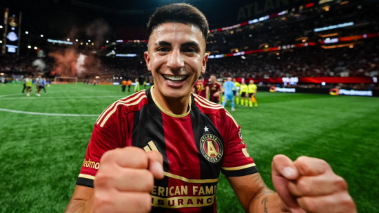 OL : Thiago Almada signe, mais arrivera à Lyon en janvier