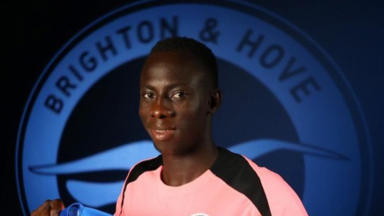 Pisté par l’OL, Yankuba Minteh signe à Brighton