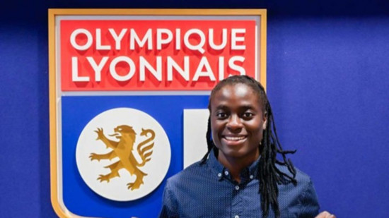 Tabitha Chawinga avec l’OL féminin jusqu’en 2027 (officiel) Tabitha Chawinga avec l’OL féminin jusqu’en 2027 (officiel)
