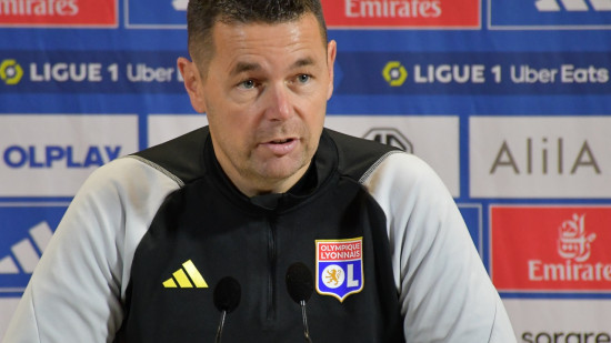 Pierre Sage après OL-Monaco : "L'adversaire nous a surpassés dans beaucoup de domaines"