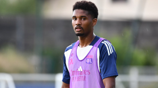 Première convocation en Seleção pour Abner (OL)