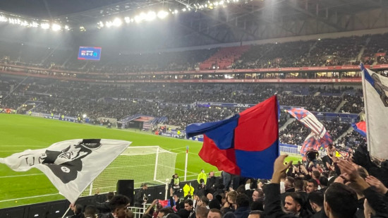 "Labrune le fossoyeur" : l’OL condamné à une amende après le déploiement d’une banderole caricaturant le président de la LFP