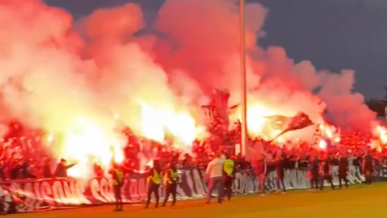 OL-ASSE : les supporters lyonnais enflamment le Groupama OL Training Center OL-ASSE : les supporters lyonnais enflamment le Groupama OL Training Center