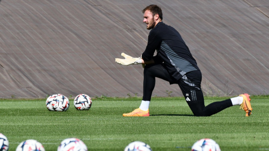 Lucas Perri (OL) bientôt de retour en sélection brésilienne ? Lucas Perri (OL) bientôt de retour en sélection brésilienne ?