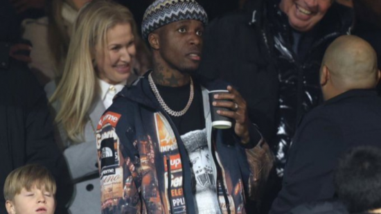 Wilfried Zaha à Londres pendant le match de l'OL : un divorce pour Noël ? Wilfried Zaha à Londres pendant le match de l'OL : un divorce pour Noël ?