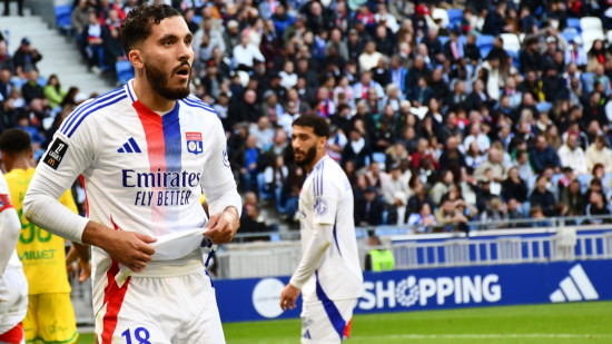 Lacazette, Cherki, Caqueret, Zaha : qui vend le plus de maillots à l'OL cette saison ? Lacazette, Cherki, Caqueret, Zaha : qui vend le plus de maillots à l'OL cette saison ?
