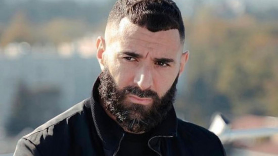 John Textor sur un retour de Karim Benzema à l'OL : "Il sait qu’il est le bienvenu sur le terrain, peu importe son âge" John Textor sur un retour de Karim Benzema à l'OL : "Il sait qu’il est le bienvenu sur le terrain, peu importe son âge"