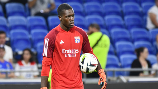 Justin Bengui prolonge à l’OL et file en prêt Justin Bengui prolonge à l’OL et file en prêt