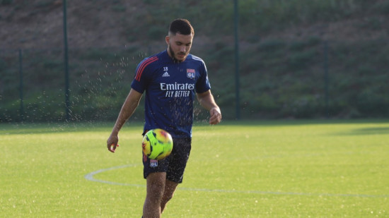 Fenerbahçe-OL : un ultime entrainement au Sukru Saracoglu Stadium pour les Lyonnais Fenerbahçe-OL : un ultime entrainement au Sukru Saracoglu Stadium pour les Lyonnais