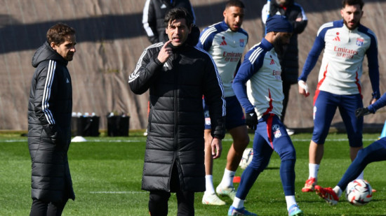 Paulo Fonseca (OL) : vers une interdiction totale d’intervenir auprès des joueurs ? Paulo Fonseca (OL) : vers une interdiction totale d’intervenir auprès des joueurs ?