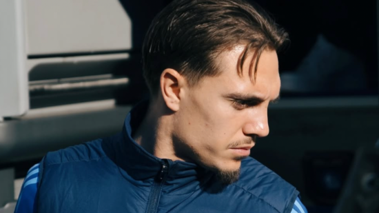 Maxence Caqueret sur son départ : "J’aurais pu retrouver ma place à l’OL" Maxence Caqueret sur son départ : "J’aurais pu retrouver ma place à l’OL"