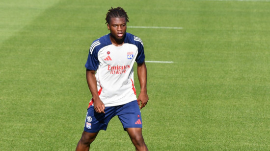 OL : Enzo Molebe victime d’une déchirure et absent plusieurs matchs ?